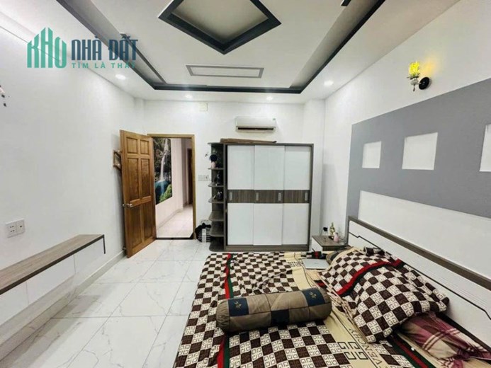 Bán Nhà riêng 5x18m, 5PN, phường Linh Trung, Thủ Đức, Giá Nhĩnh 8 Tỷ