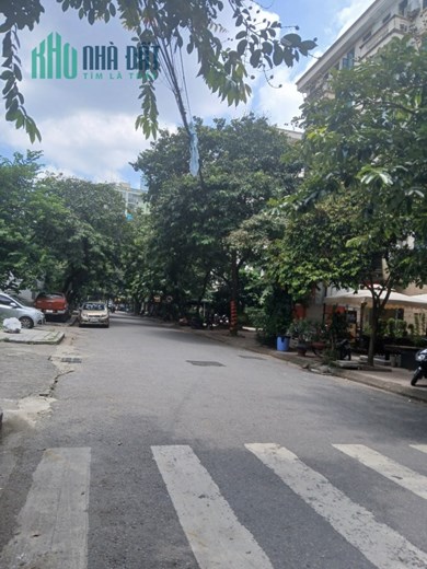 Chính chủ bán CH Làng Quốc Tế Thăng Long, Trần Đăng Ninh 107m, 3 ngủ, 2wc giá 6,68 tỷ