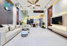 Bán Nhà Chủ Tự Xây, Đường Lê Văn Chí, phường Linh Trung, Thủ Đức, 82m2, 5PN, SHR