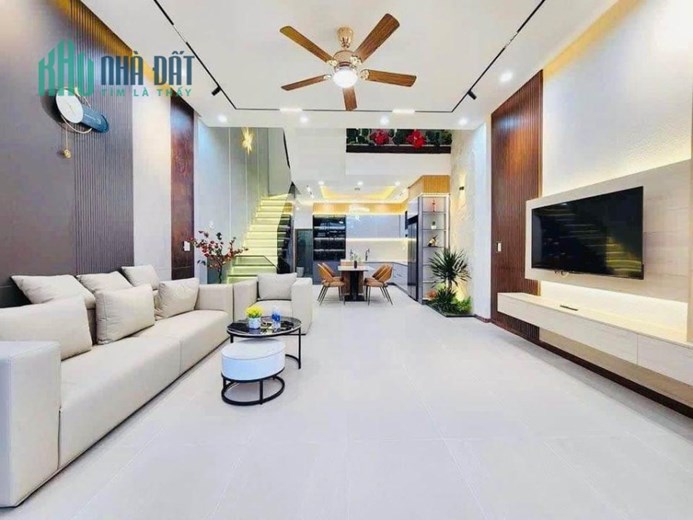 Bán Nhà Chủ Tự Xây, Đường Lê Văn Chí, phường Linh Trung, Thủ Đức, 82m2, 5PN, SHR