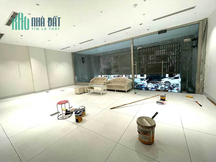 Cho Thuê Tòa Văn Phòng 8 Tầng Phố Trần Duy Hưng. DT 105m2, Mt 9.3m. Giá 140tr/th