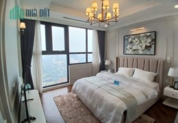 Bán chung cư 137 Nguyễn Ngọc Vũ, 77m,căn góc, nhà đẹp, hơn 4 tỷ. 0975118822(822)