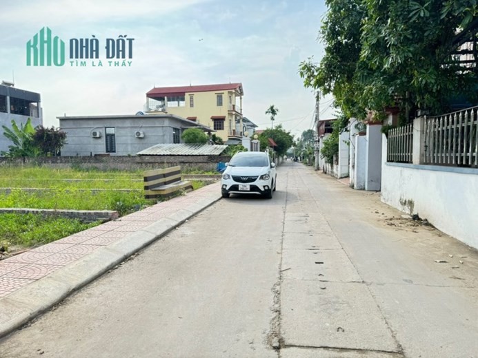 Bán 93m, đất tổ 9, Quang Minh, Mê Linh, HN. Đường thông, ô tô tránh, giá 3,268 tỷ.