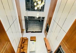 Chủ Bán Gấp Nhà riêng, 5T, hxh tránh, Nhà Đẹp Cách Chợ Linh Trung, Thủ Đức 200m,