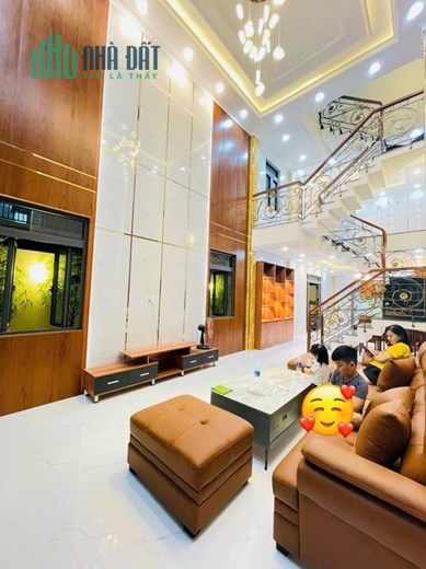 Chủ Bán Gấp Nhà riêng, 5T, hxh tránh, Nhà Đẹp Cách Chợ Linh Trung, Thủ Đức 200m,