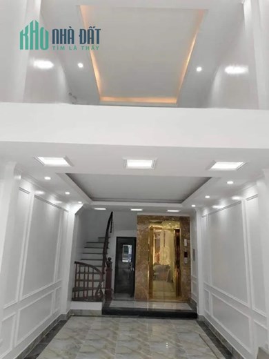 Bán nhà Gần thị trấn Chúc Sơn, Chương Mỹ, Hà Nội. Nhà xây 5 tầng mới. Diện tích 40m2, Sổ đỏ chính
