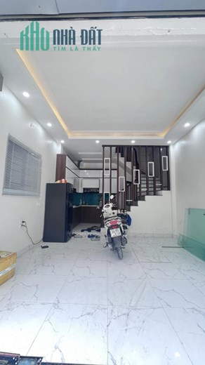 Bán nhà Thanh Xuân, HN, 42m x 6 tầng full nội thất- 6.9 tỷ có thương lượng