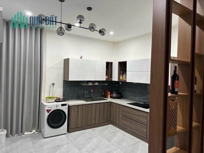 Siêu Phẩm Nhà Đặng Văn Bi Thủ Đức, Giá Hơn 8 Tỷ, HXH Tránh, 3 Tầng