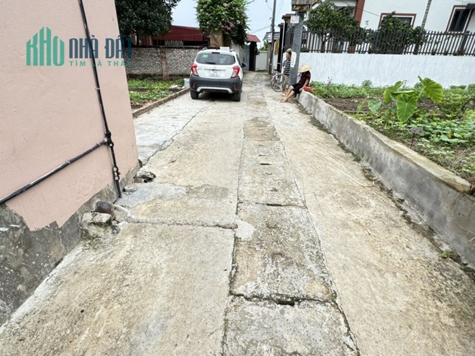Bán đất Ấp Tre Tổ 10, TT Quang Minh, Mê Linh, Hà Nội, đường ô tô thông thoáng, DT 72m, giá 1,95 tỷ.