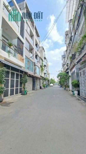 Bán nhà HXH Đặng Văn Bi, Thủ Đức, 3 tầng kiên cố, DT 5.5x22m, giá tốt Chỉ 8,3tỷ