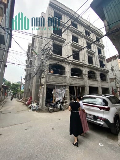 -HANG HÓT LONG BIÊN 6 tỷ 480 triêu .6 tầng thang máy ô tô vào nhà
-liên hệ e cường 083 2865 116