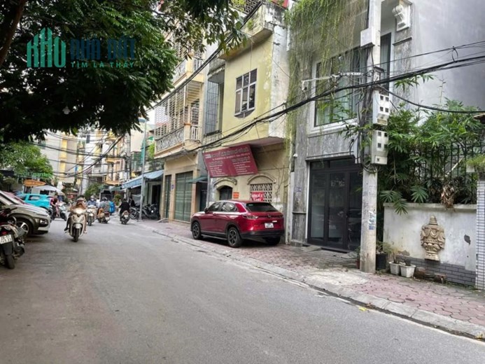Chính chủ gửi bán đất tặng nhà 3 tầng mặt phố mới Đại Yên - ngõ 279 Đội Cấn 240m2,nt 12m giá 58 tỷ