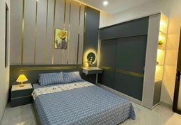 Cần bán nhà lô góc 2 mặt tiền, vị trí đắc địa Thủ Đức, gần trường học, tiện ích đầy đủ, xách vali ở