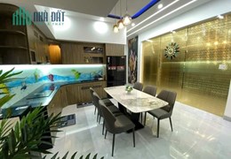 Bán nhà mới, lô góc 2 mặt tiền, hoàn công chuẩn, khu vực Thủ Đức, hẻm 6m