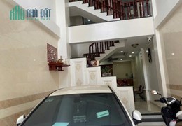 Bán nhà hoàn công chuẩn, 2 mặt tiền, cách ĐH Sư Phạm Kỹ Thuật chỉ 300m, oto  ngủ trong nhà