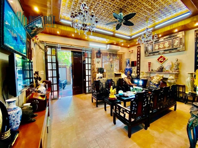 Bán nhà Xuân Đỉnh, Ngõ siêu thoáng, 65m2, giá 7,8tỉ