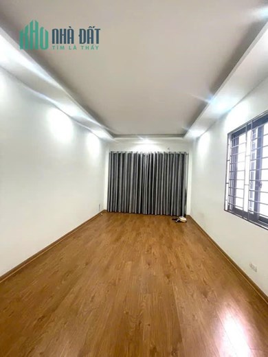 Bán nhà 5 tầng, ô tô đỗ cửa, Kim Giang, Hoàng Mai. DT 34m2, căn góc giá 6 tỷ