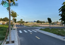 CẦN TIỀN CÁT LỖ BÁN GẤP LÔ ĐẤT.