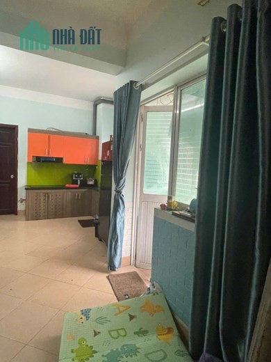 Bán chung cư CT9, Bộ Công An, Kim Giang, Thanh Xuân, Hà Nội. DT 84m2, với 2 ngủ và 2 vs. Giá chào 4