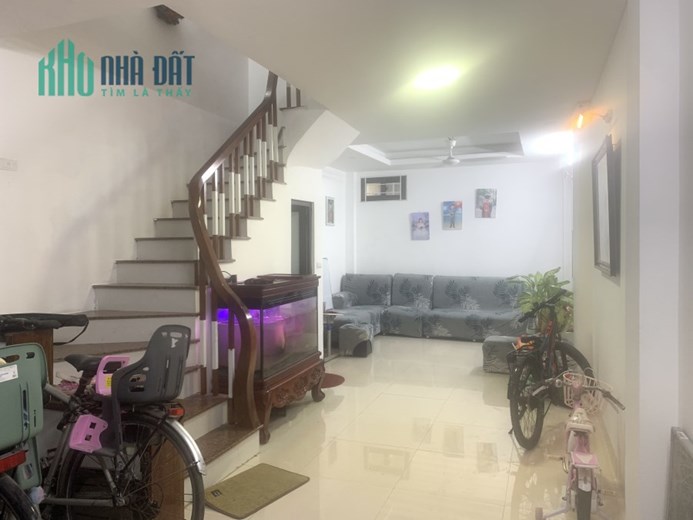 Bán nhà  ngõ 514 Phố Trần Cung,Cổ Nhuế 1,Bắc Từ Niêm 40 m2,mặt tiền 3.75m x 5 t giá 6.6 tỷ