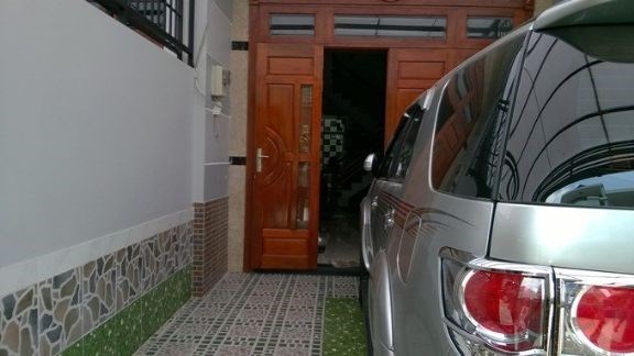 Chính Chủ cần bán nhà phân lô phố  Nguyễn Khang dt 45 m2 x 5 t ngõ 2 ô tô giá 12,8 tỷ