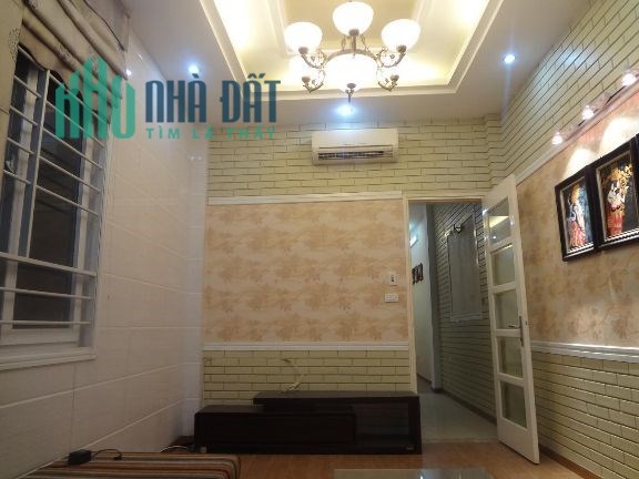 Chính Chủ cần bán nhà phân lô phố  Nguyễn Khang dt 45 m2 x 5 t ngõ 2 ô tô giá 12,8 tỷ