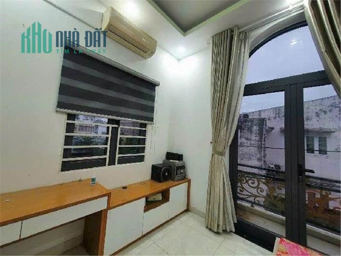 Nhà Lô Góc 2 MT  Khu Phân Lô Nhà Hoàn Công Chuẩn Chỉnh Cách Vincom Thủ Đức 400m