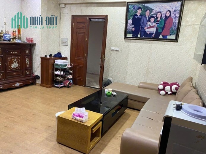 Bán nhà chung cư Nguyễn Xiển, DT 79,9m2 với 2 ngủ và 2 vs, Giá nhỉnh 3 tỷ