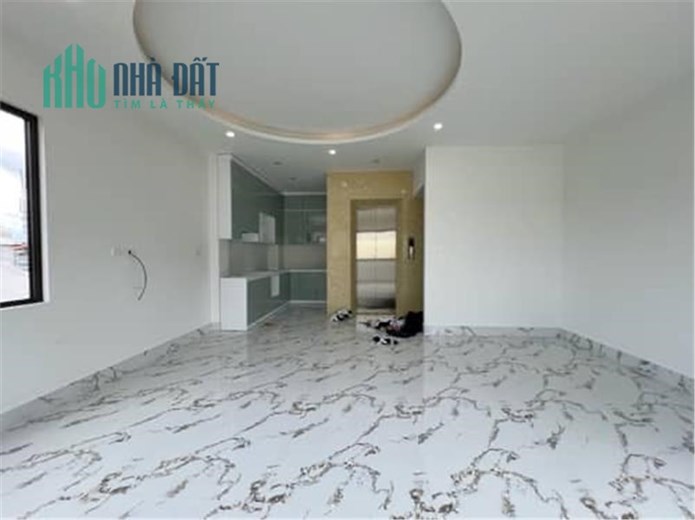 Bán nhà hàng xóm RoyCity, Ngã tư sở, Thanh Xuân, Hà Nội, DT 35m2 , Giá Nhỉnh 7 X tỷ