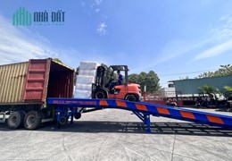 Toàn Phát Logistics cho thuê kho có Cầu dẫn Cont - Dock Cont
