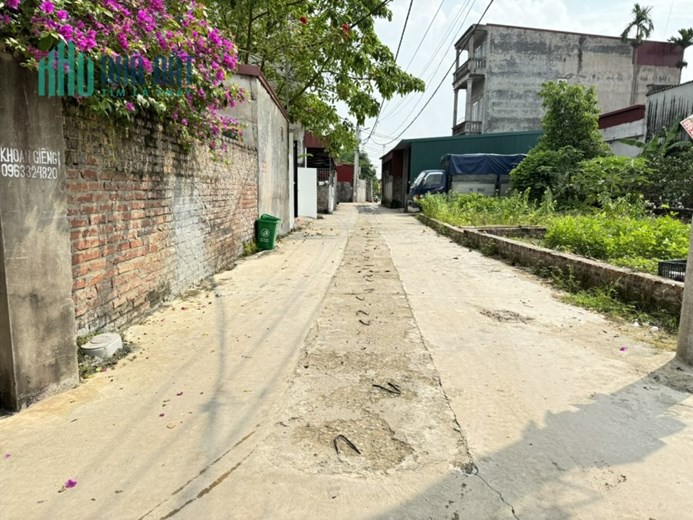 Bán đất Quang Minh, Mê Linh, Hà Nội. Đường thông, ô tô đỗ đất, dt 110m. Giá 2,7 tỷ.