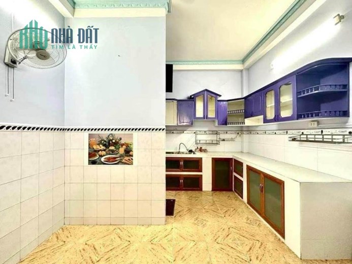 Bán nhà hoàn công chuẩn,  oto  ngủ trong nhà, cách ĐH Sư Phạm Kỹ Thuật chỉ 300m