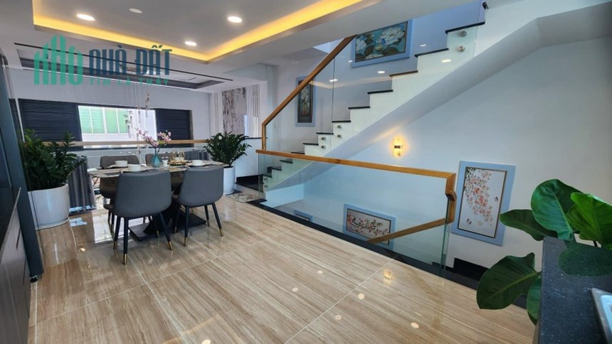 Bán Nhà cục đẹp, 4Tầng Bình Thọ, Thủ Đức - Hầm Để Xe Rộng Rãi, Sổ Đỏ Chính Chủ