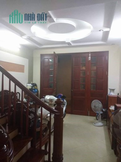 Chủ nhà cần bán nhà ngõ Thụy Khuê, thông sang phố Võng Thị dt 35 m2 x 5 t đẹp giá nhỉnh 6 tỷ