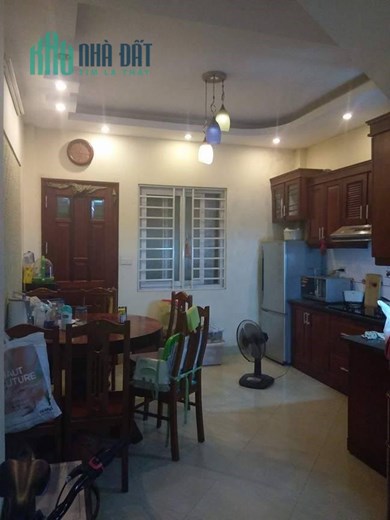 Chủ nhà cần bán nhà ngõ Thụy Khuê, thông sang phố Võng Thị dt 35 m2 x 5 t đẹp giá nhỉnh 6 tỷ