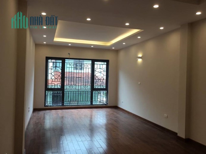 Chủ nhà cần bán nhà ngõ Thụy Khuê, thông sang phố Võng Thị dt 35 m2 x 5 t đẹp giá nhỉnh 6 tỷ