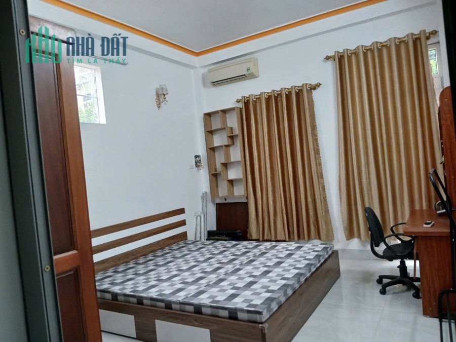 Bán nhà 3 tầng tổ 36, thị trấn Đông Anh, Hà Nội. Dt 46m, giá 4,5 tỷ.