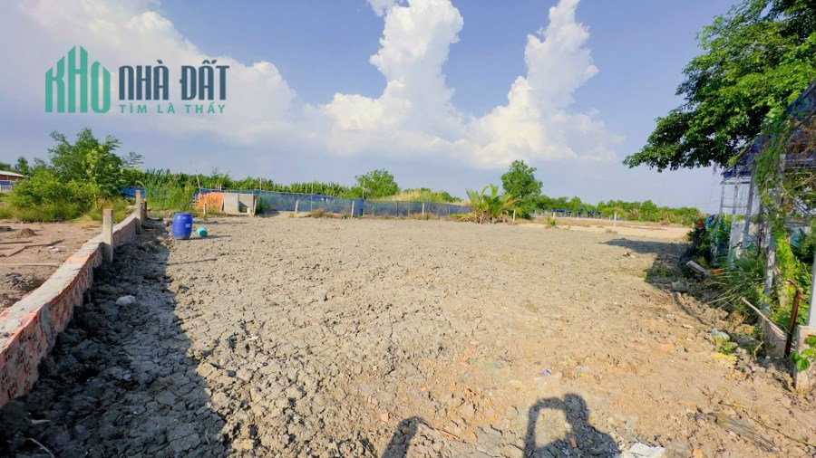 Bán lỗ đất khu Rừng Sác mặt tiền 30m. Ngay cao tốc. Giá giảm hơn 30% so với thị trường.