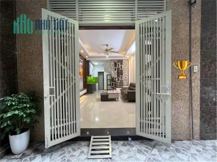 Bán nhà mặt ngõ Khương Trung, Thanh Xuân. DT 40m, 5 tầng, xe ba gác đỗ tận cửa. Giá Nhỉnh 8 tỷ nhỏ