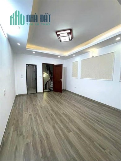 Bán nhà mặt ngõ Khương Trung, Thanh Xuân. DT 40m, 5 tầng, xe ba gác đỗ tận cửa. Giá Nhỉnh 8 tỷ nhỏ