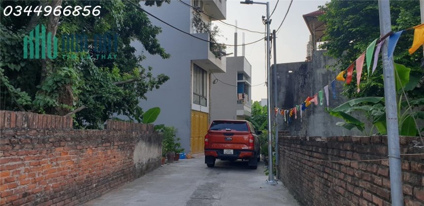 Bán đất đẹp Quận Bắc Từ Liêm ô tô vào 5m ô tô tránh,ngõ thông 54 m2 ,hơn 4 tỷ.