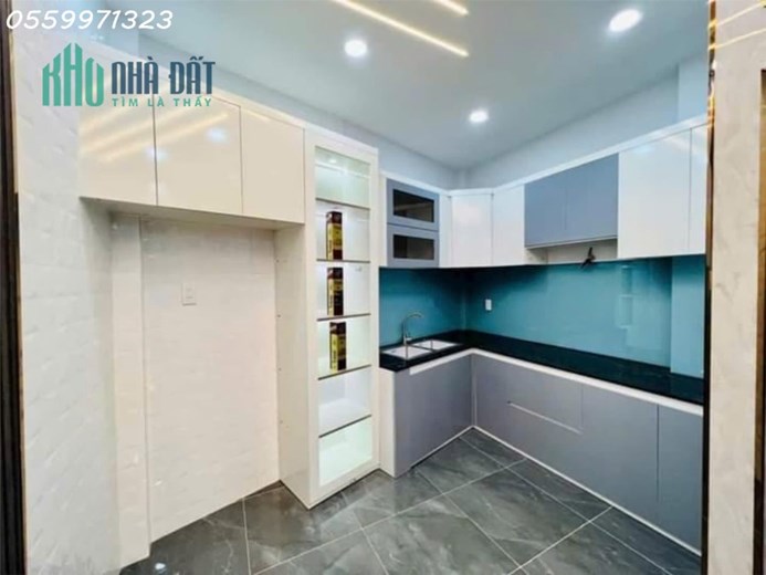 Siêu phẩm Bình Thạnh - Sát HXH - Gần Mặt tiền - Sổ đẹp vuông vức - Chỉ 4 tỏi 4