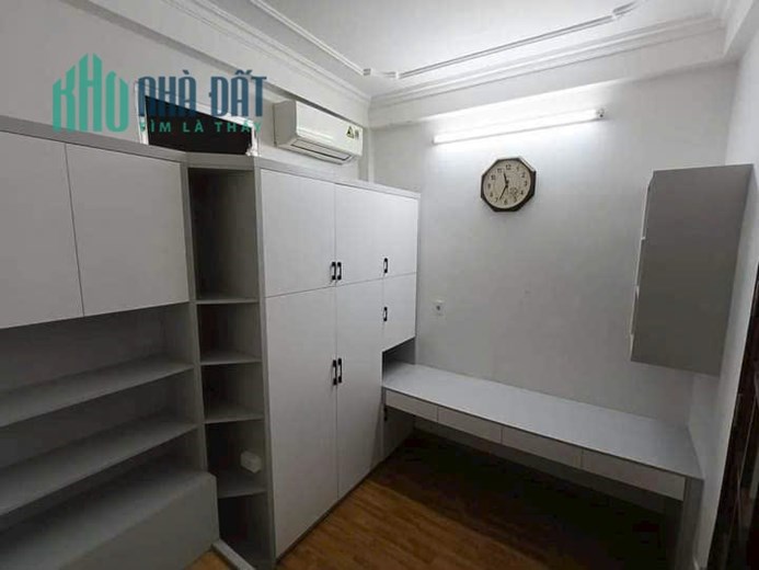 Bán nhà mặt ngõ Xuân Đỉnh, Ô tô tránh, 56m2, giá 10 tỷ