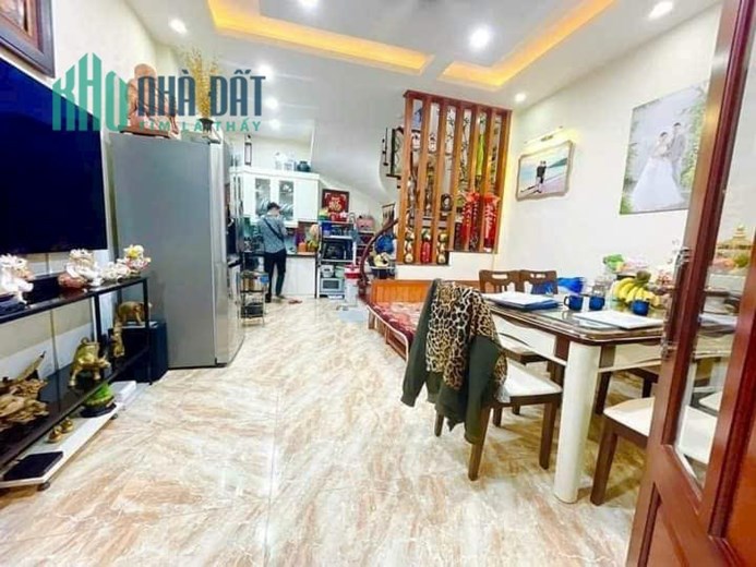 Bán nhà mặt ngõ Xuân Đỉnh, Ô tô tránh, 56m2, giá 10 tỷ