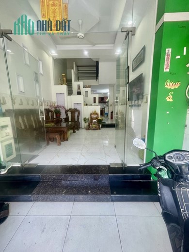 Bán nhà hẻm nhựa 8m, 151 Lũy Bán Bích DT 4x15m, 5 tầng
