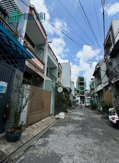 HXH 6m Nguyễn Văn Yến DT 4x16m, 2 tấm đúc kiên cố