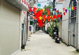 Chủ nhà cần bán để mua nhà to hơn, Ô tô đỗ cổng, ngõ thông các ngả, 30 m2 giá 5,35 tỷ