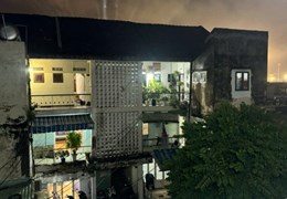 Bán chung cư,sổ đỏ,sát chợ hòa cường,43m2,giá:1,1 tỷ