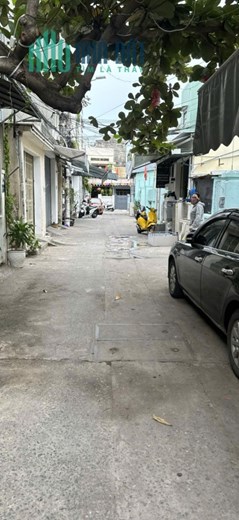 Bán chung cư,sổ đỏ,sát chợ hòa cường,43m2,giá:1,1 tỷ