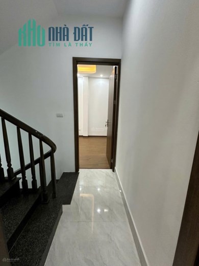 Bán nhà ngõ 205 Xuân Đỉnh, DT 63m2, giá 8,3 tỉ